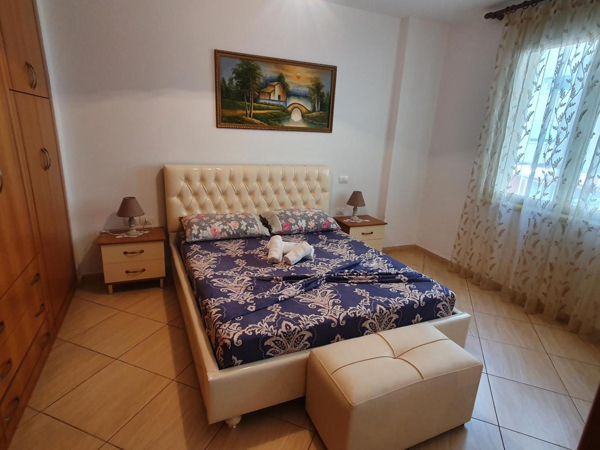 Apartment Me Qera Lungomare Vlore Medem1 Buitenkant foto